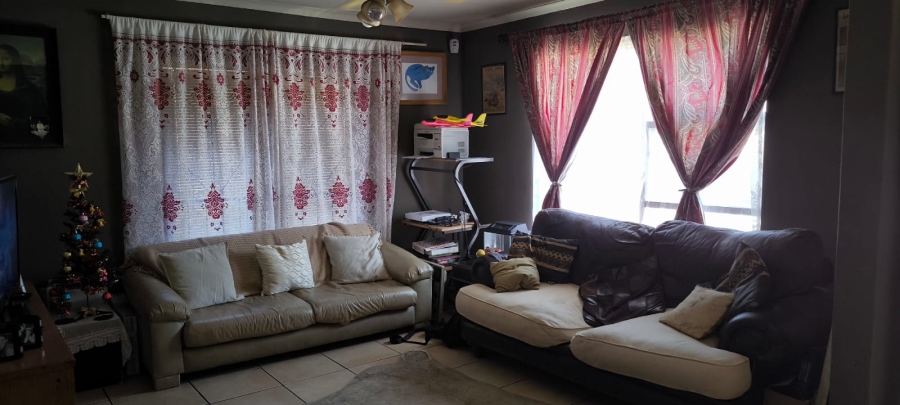 2 Bedroom Property for Sale in High Places Western Cape